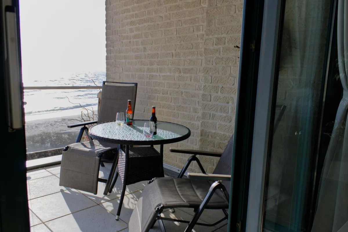 Inselblume 17 - Ferienwohnung mit Meerblick in der Strandburg B2.5