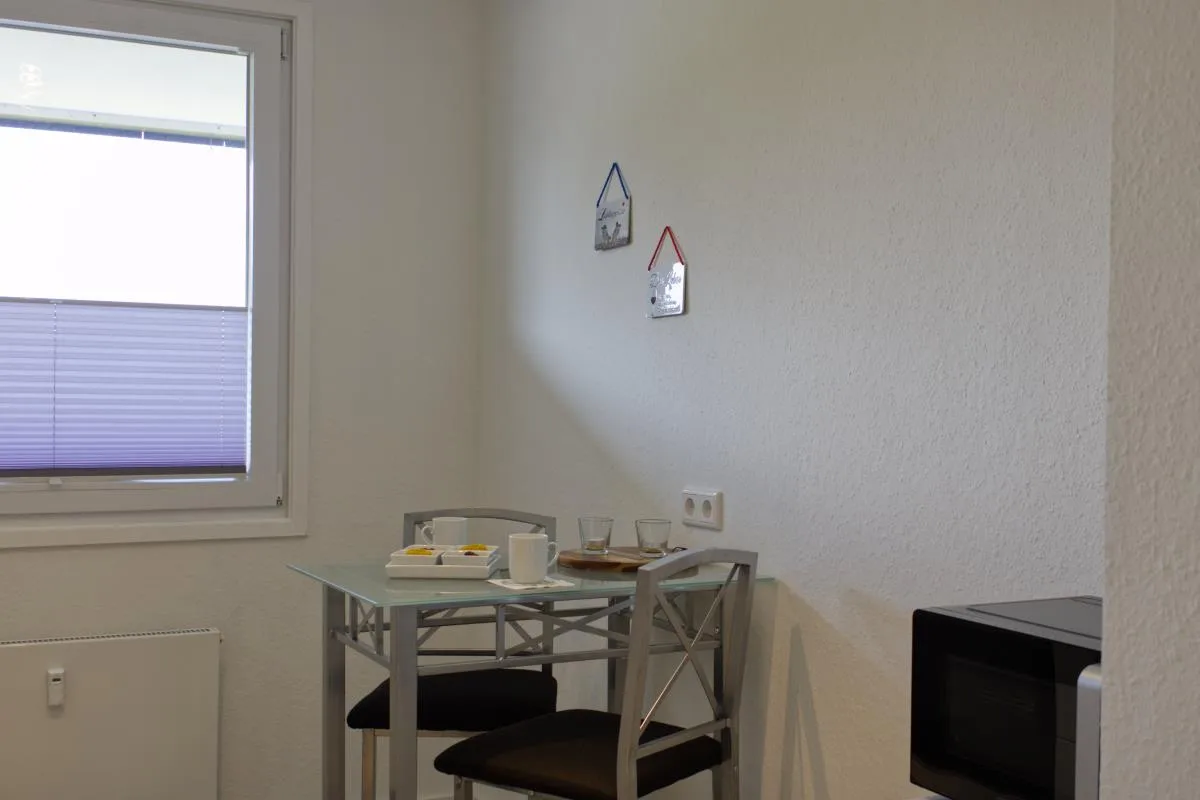 Inselblume 58 - Ferienwohnung mit Balkon in Neue Tiefe