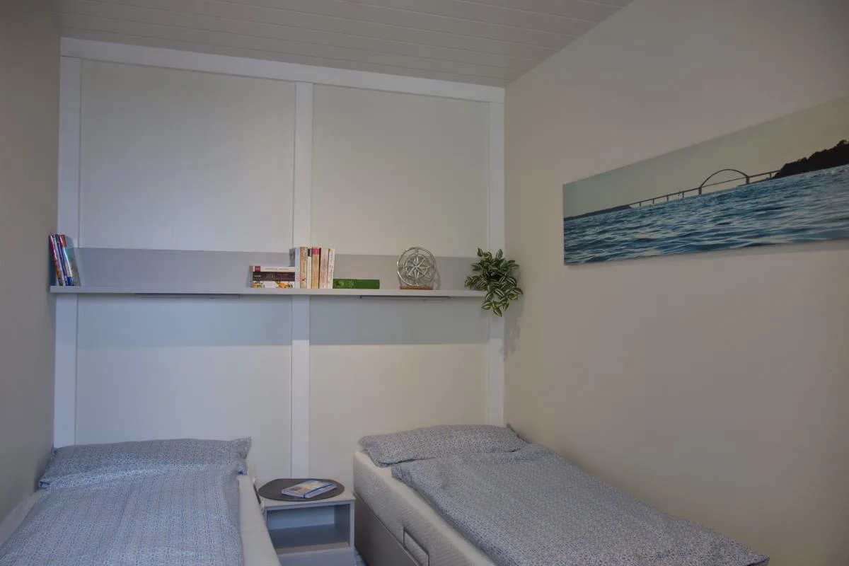 Inselblume 76 - Ferienwohnung mit Meerblick in Burgtiefe
