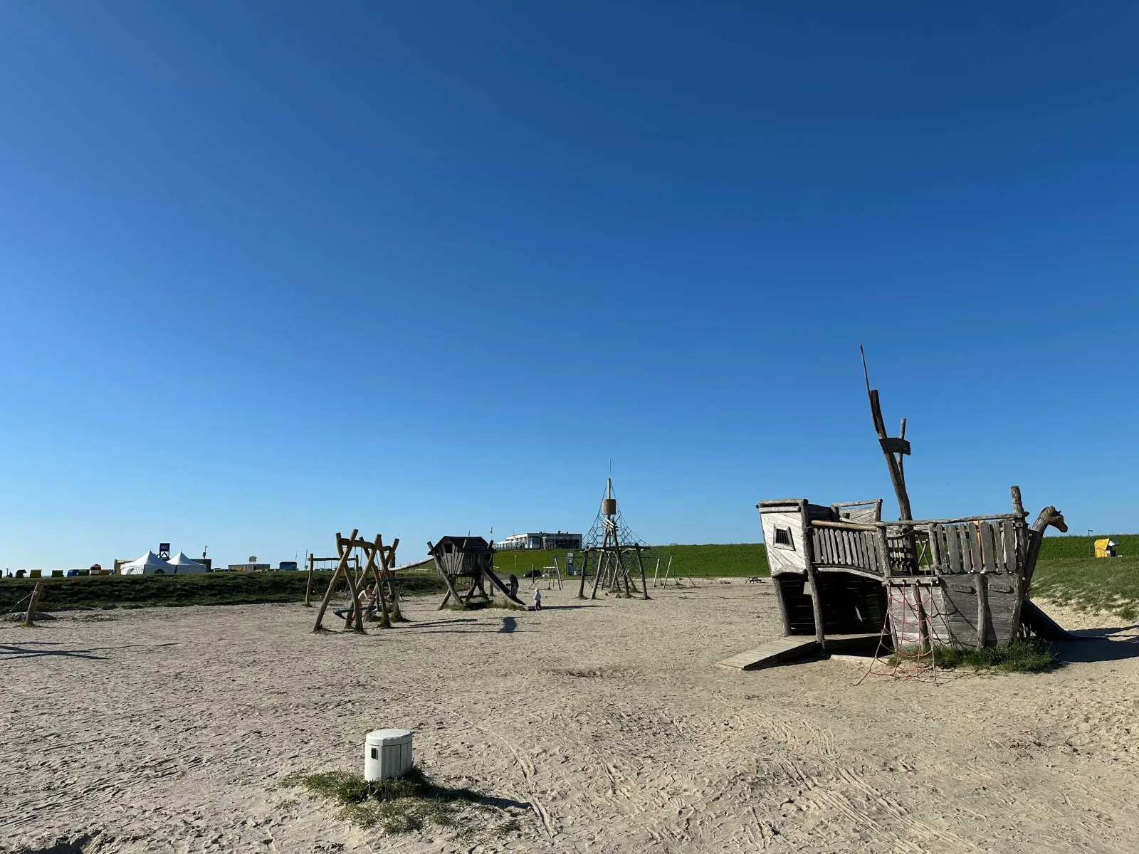 Kleine NordseePerle in Tossens mit Balkon - Ferienwohnung 648