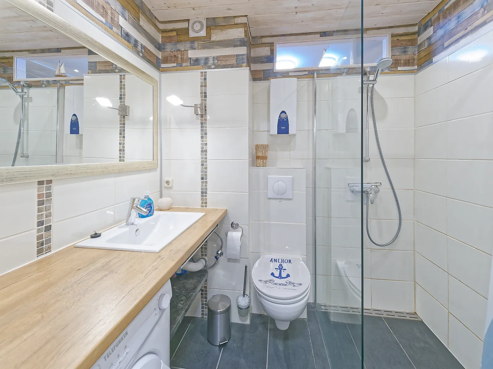3-Sterne Ferienwohnung Deichgraf  C-3, Nordsee Burhave mit Balkon, Parkplatz, Pool & Sauna, WLAN