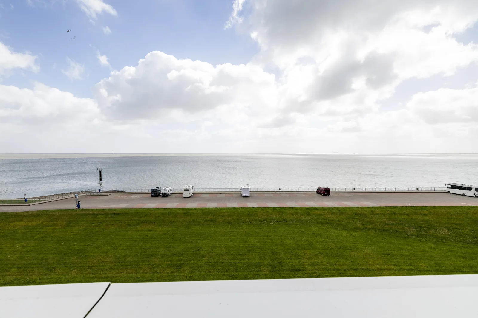Exklusives Penthouse am Südstrand mit Dachterrasse & Meerblick | Wohnung 37