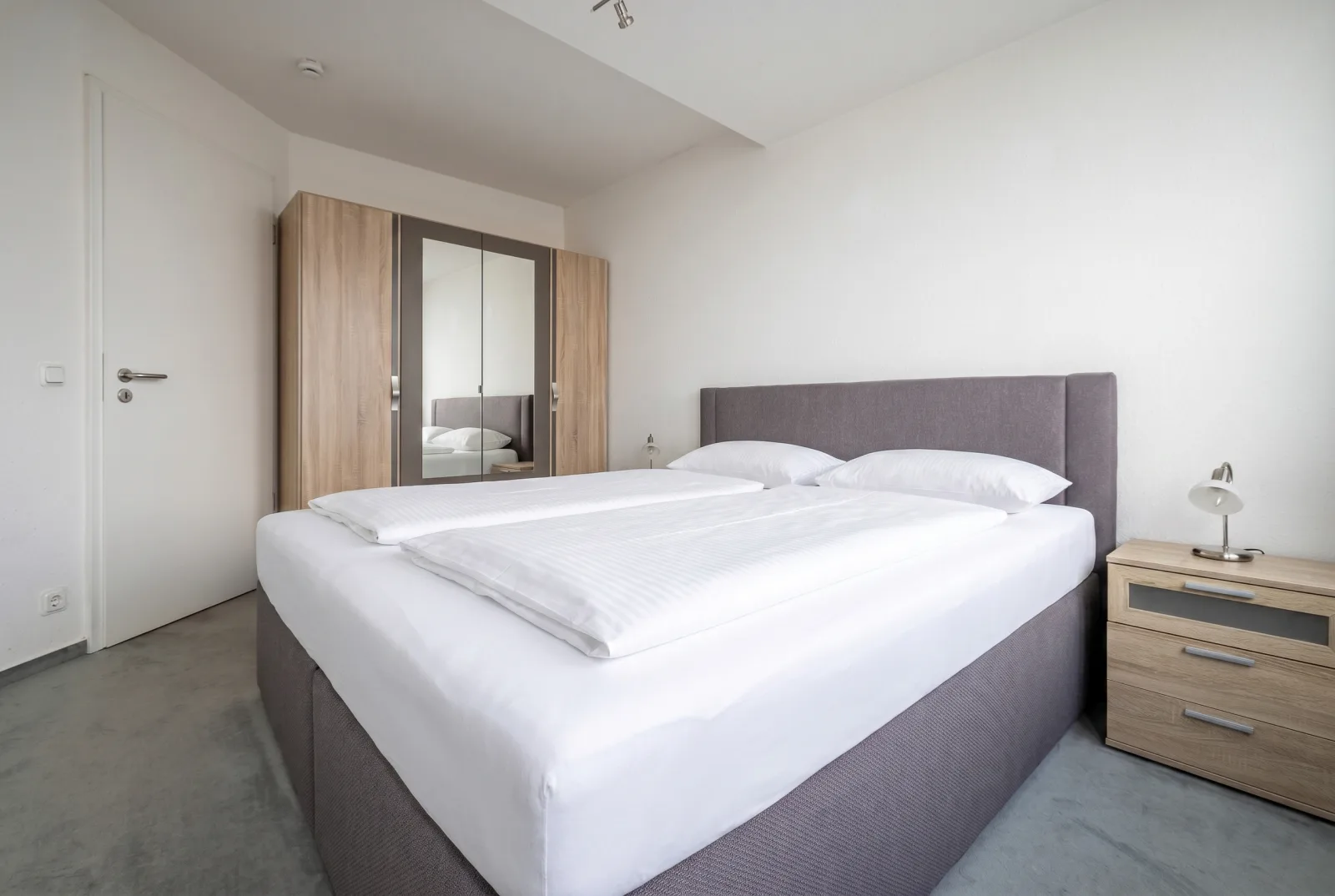Exklusive Ferienwohnung am Südstrand mit Panoramabalkon & Meerblick | Wohnung 92