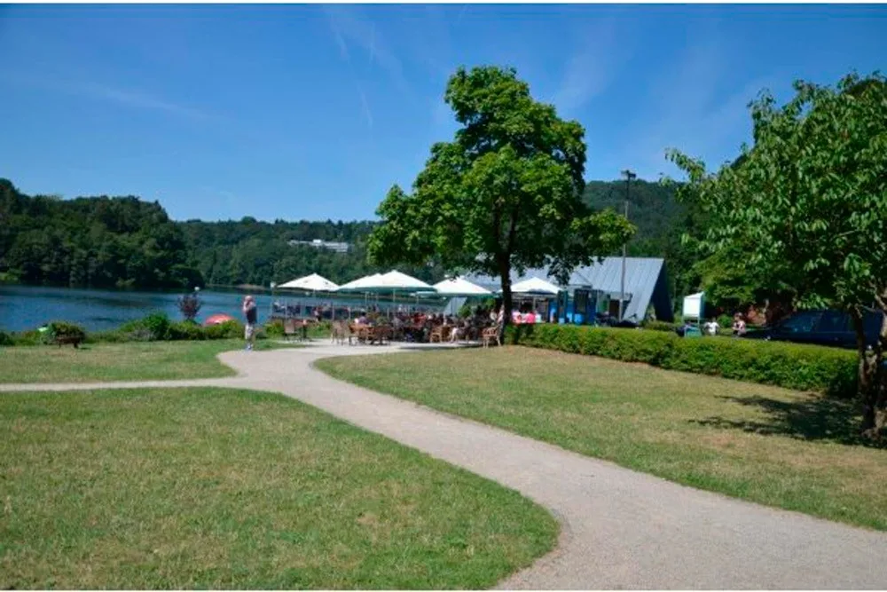Eifelblick über dem See