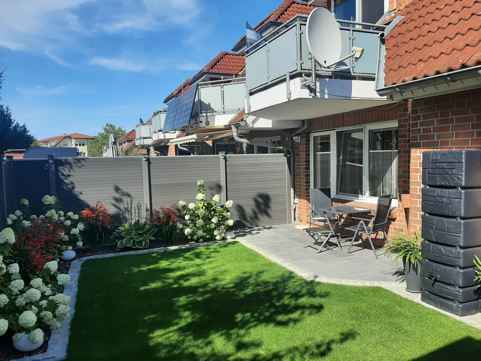 FEWO mit Terrasse und Garten
