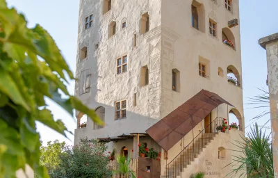 Herzogpalais im Turm zu Schloss Schedling