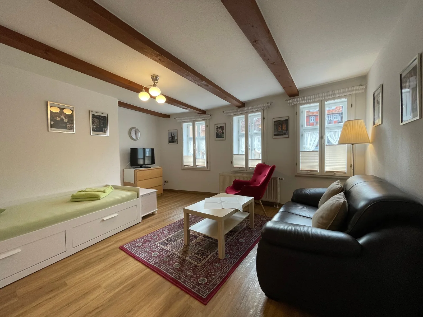 Apartment mit Terrasse (No3)