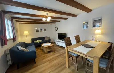 Apartment mit Balkon (No4)