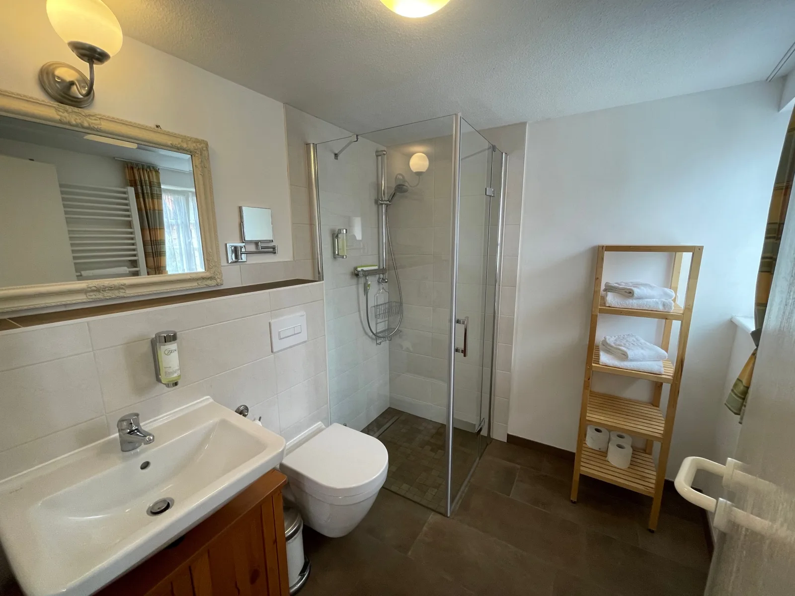Apartment mit Balkon (No4)