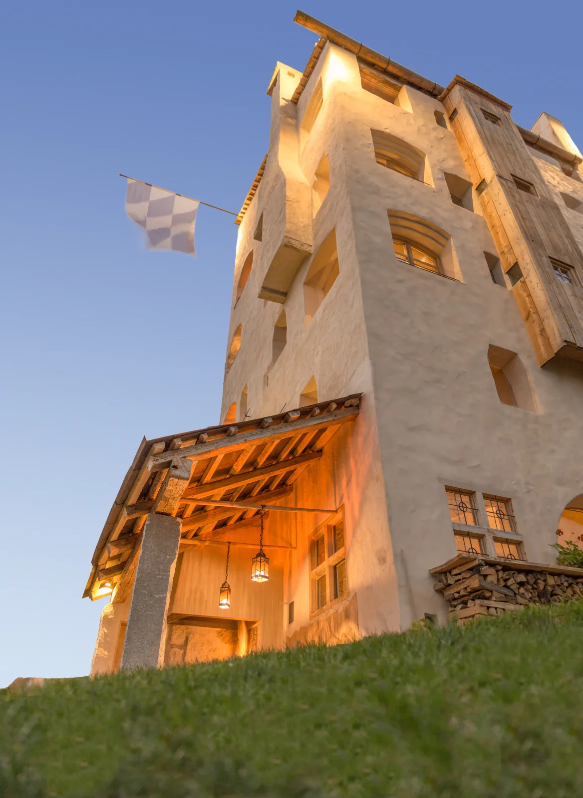 Fürstenpalais im Turm zu Schloss Schedling