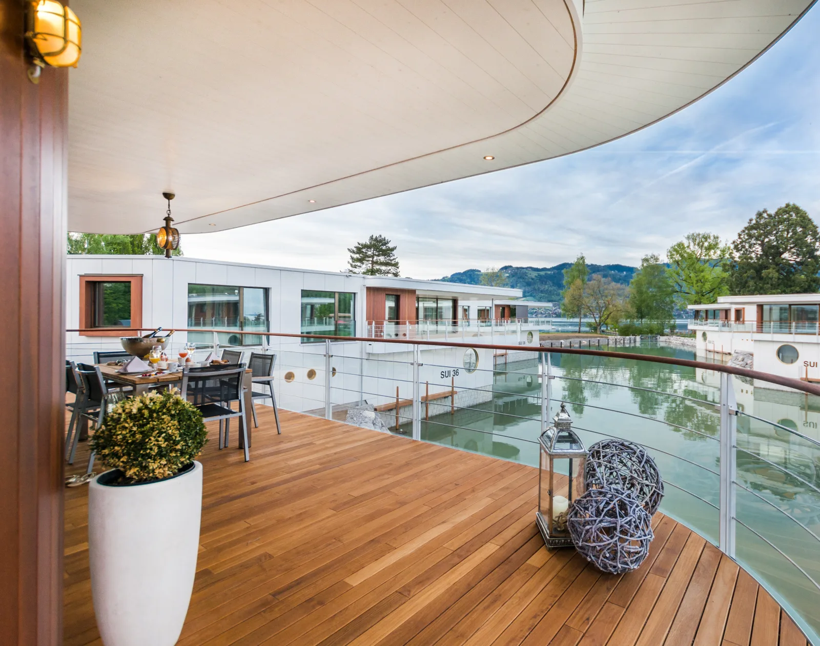 Deltaprivé - Luxus Seevilla 19