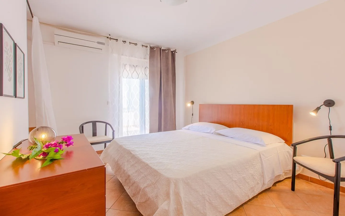 Villa La Mezza Luna am Strand