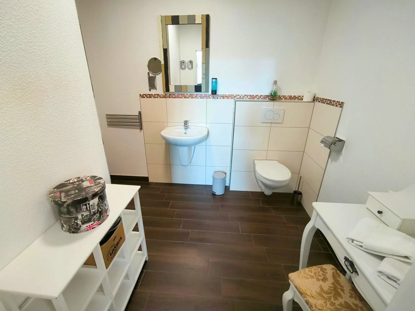 Apartment London (Garten & Pool als Extra möglich) barrierefrei