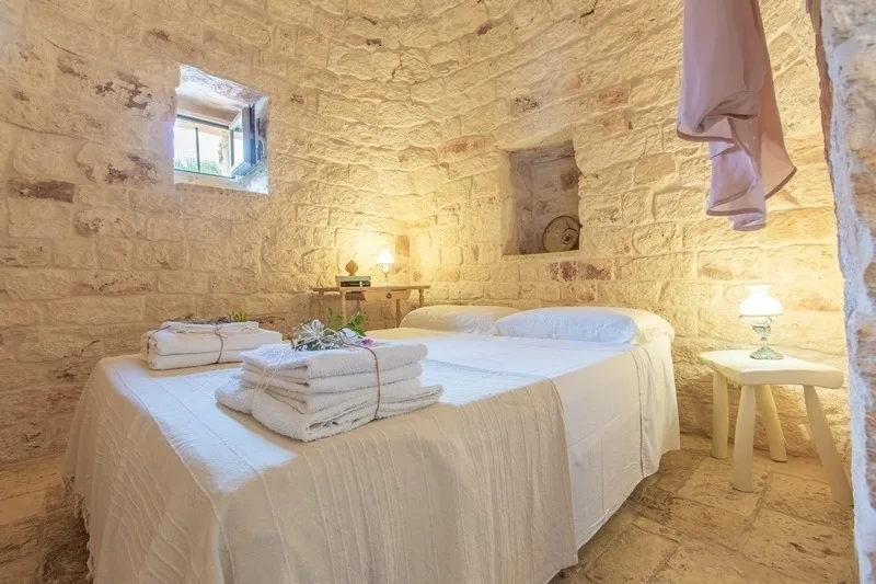 Trullo mit privatem Pool - umzäunter Garten