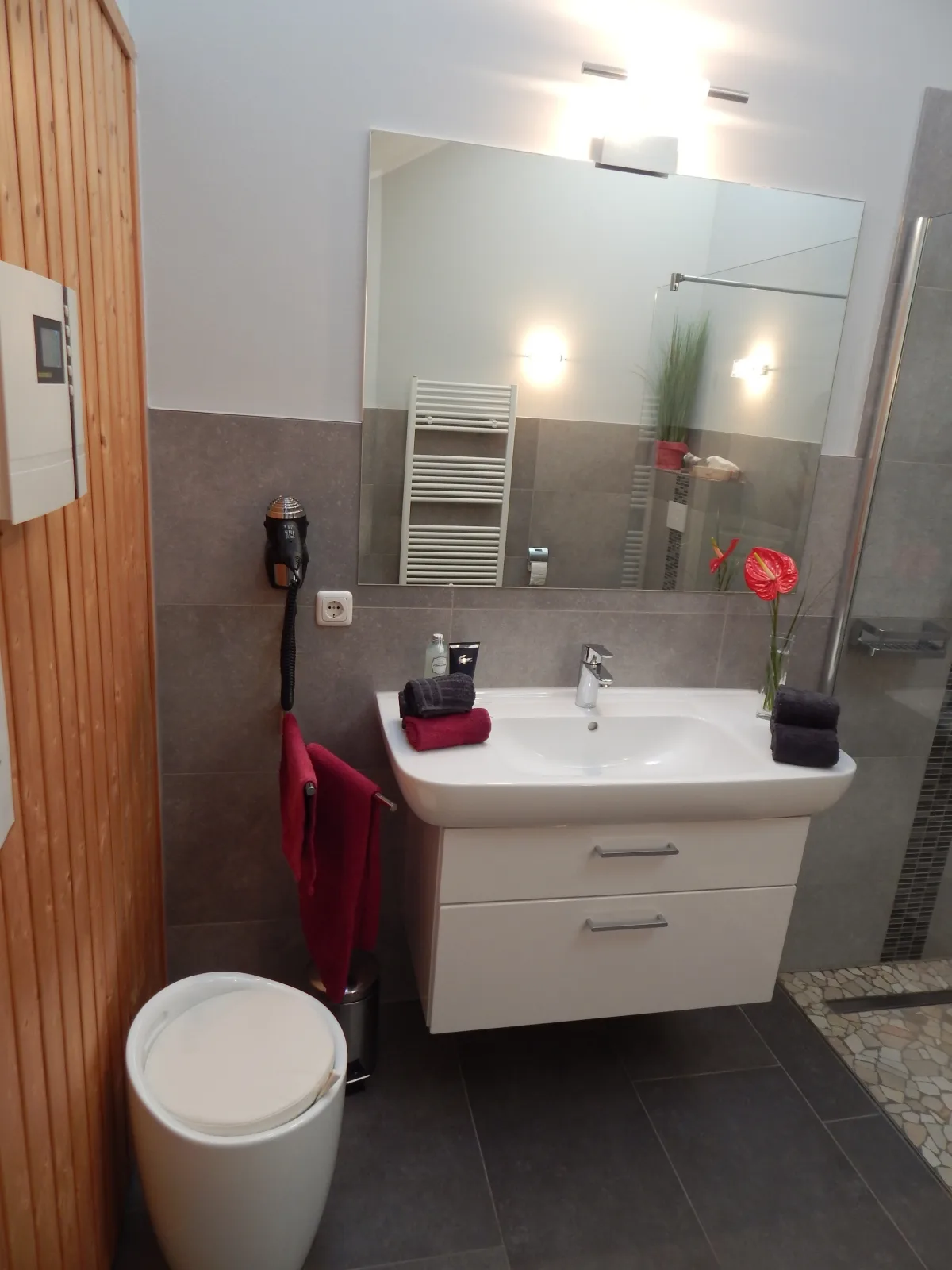 ***** Luxus FH "Seekiste" mit 38°C Außenwhirlpool