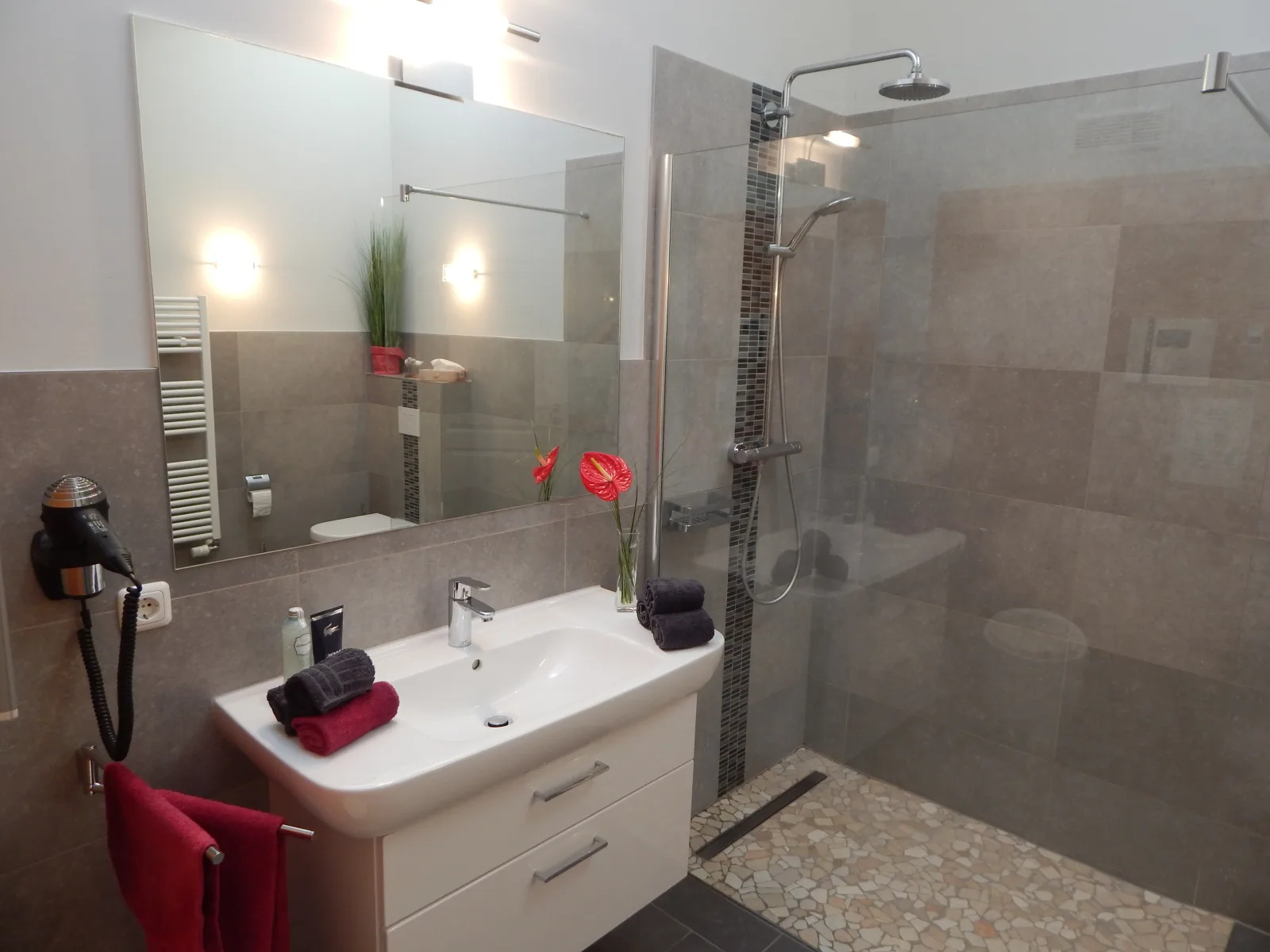 ***** Luxus FH "Seekiste" mit 38°C Außenwhirlpool