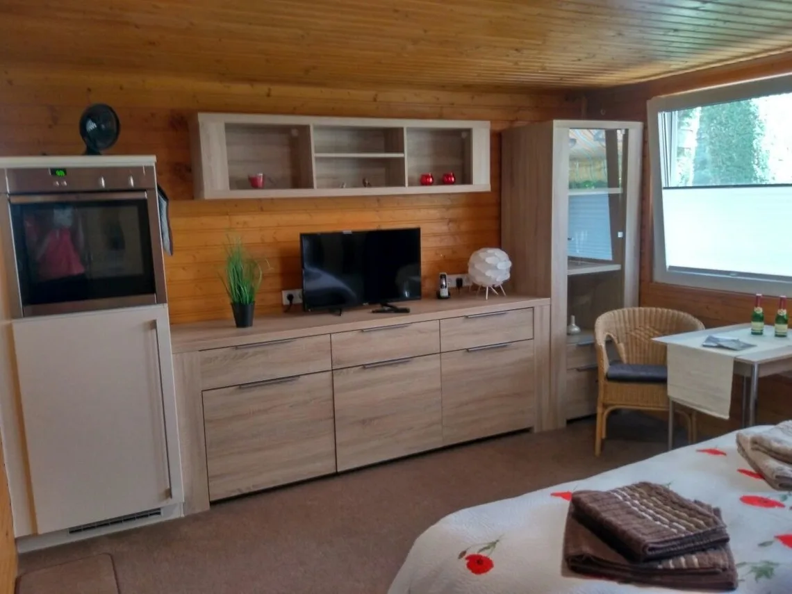 Poolhaus im Südharz