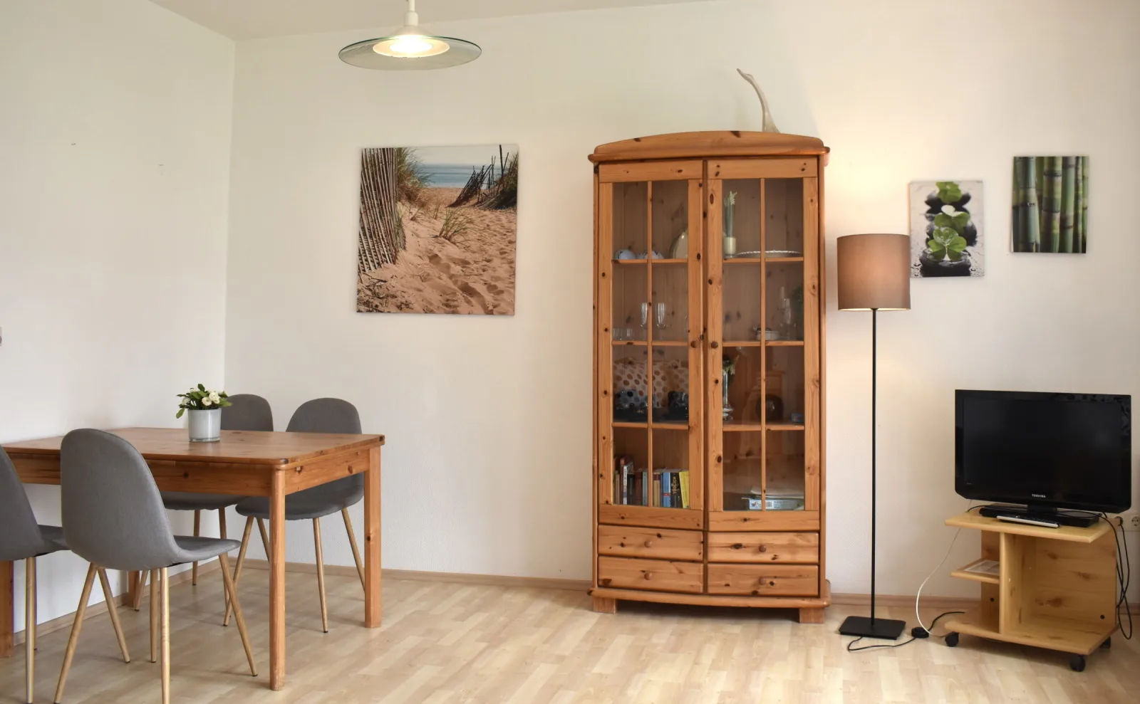Hinter den Dünen D80
