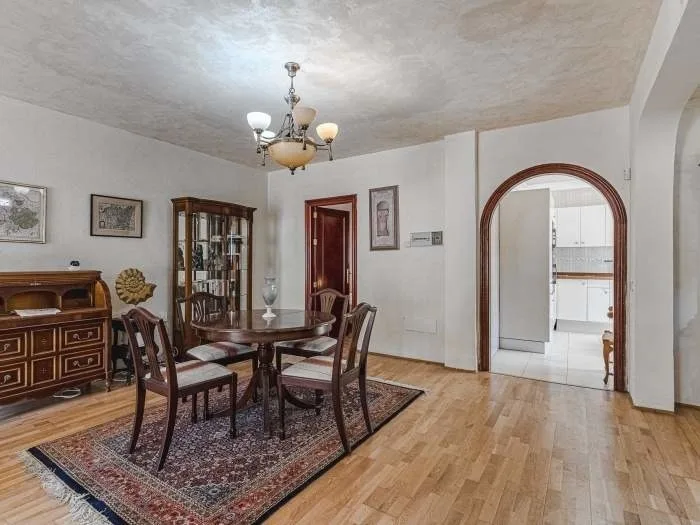 Edle Ferienwohnung in Bergnähe - F0175