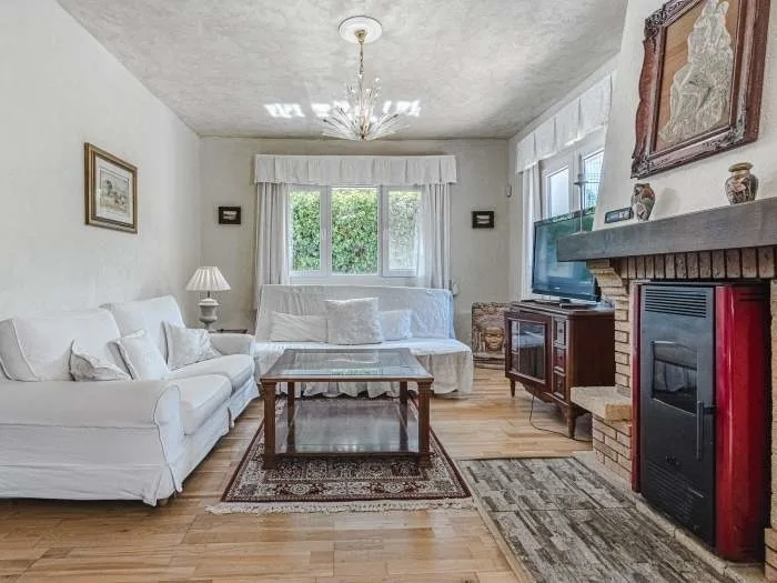 Edle Ferienwohnung in Bergnähe - F0175
