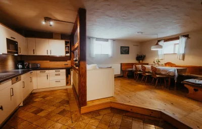 Urlaub im historischen Rittergut Positz aus dem 16. Jahrhundert - Außergewöhnliche Ferienwohnung für  8 - 10 Personen