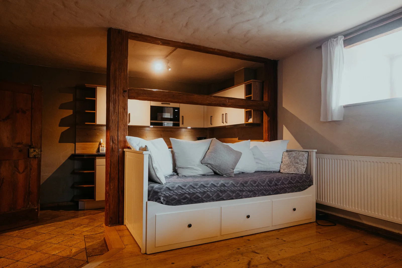 Urlaub im historischen Rittergut Positz aus dem 16. Jahrhundert - Außergewöhnliche Ferienwohnung für  8 - 10 Personen
