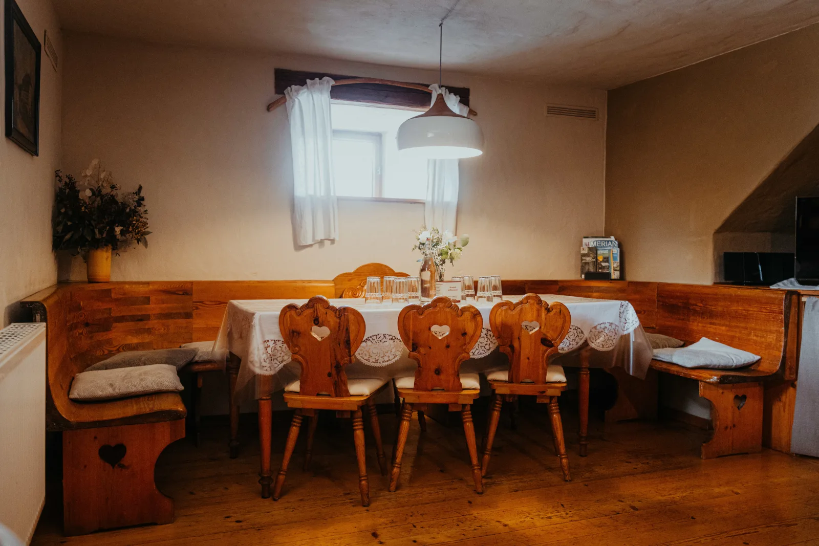 Urlaub im historischen Rittergut Positz aus dem 16. Jahrhundert - Außergewöhnliche Ferienwohnung für  8 - 10 Personen