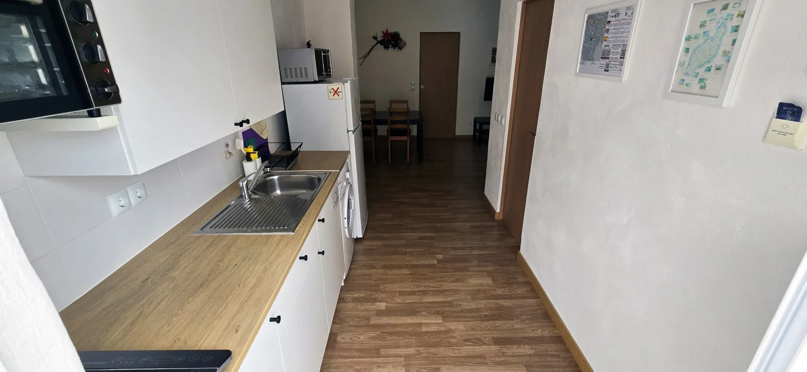 2 Schlafzimmer - ruhige Lage - Pool - Parkplatz