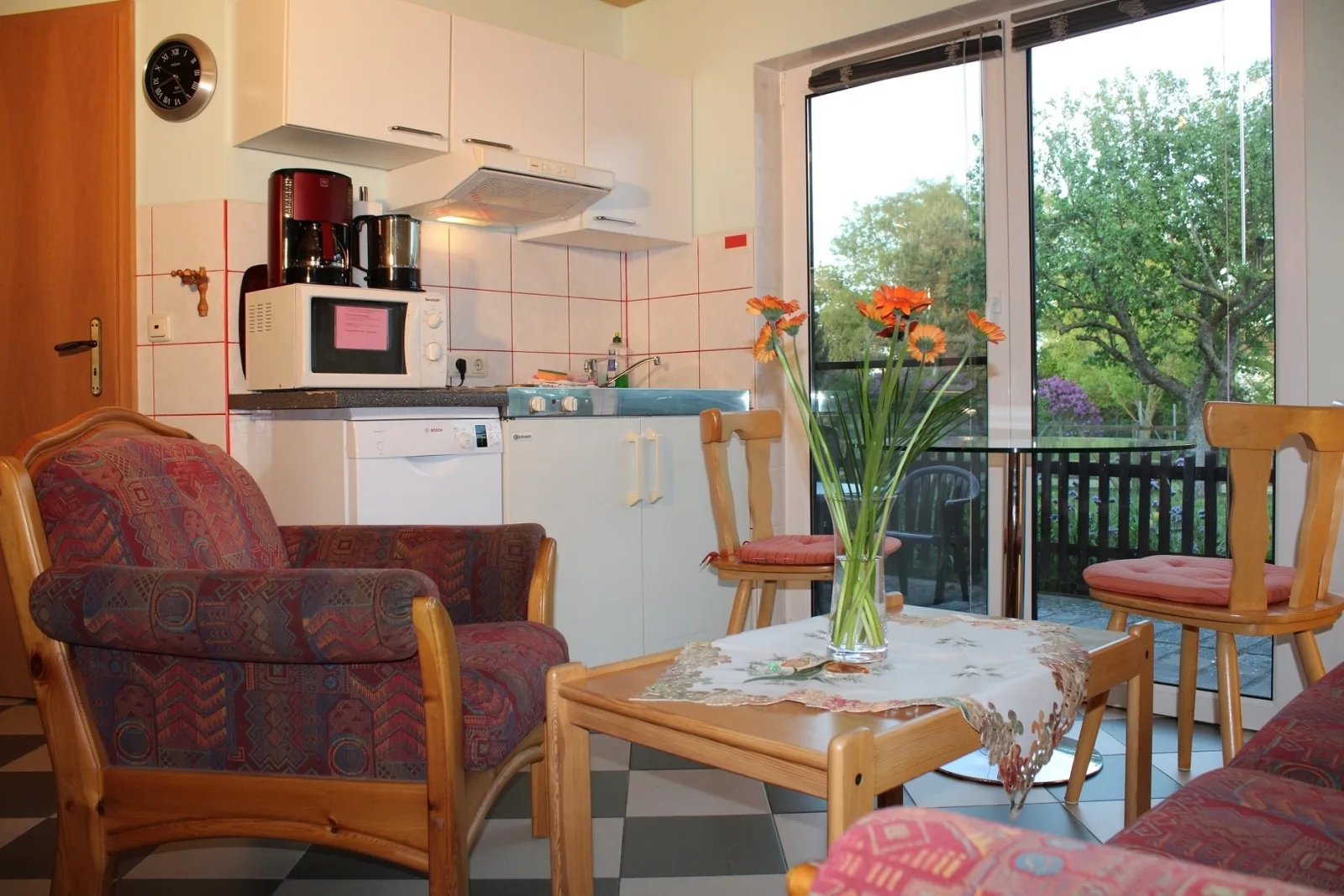 Landhaus am Teich - Saaler Bodden - Ferienwohnung orange