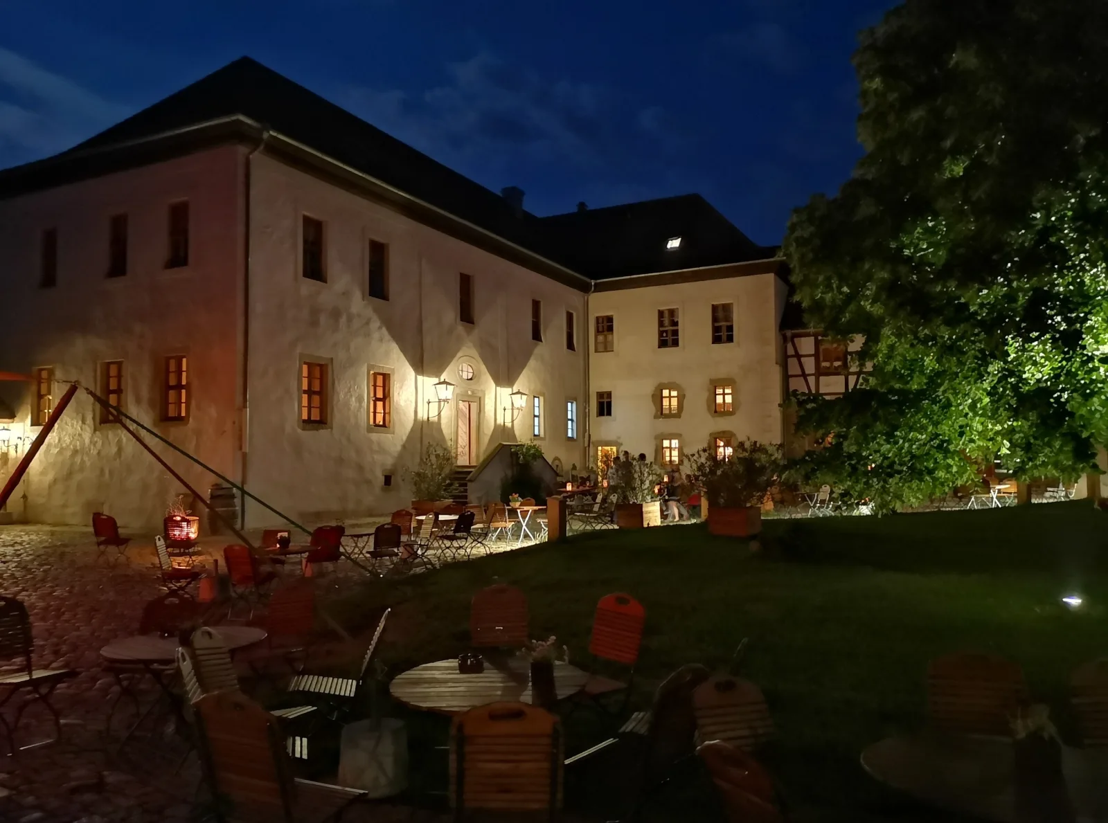 Urlaub im historischen Rittergut Positz aus dem 16. Jahrhundert - individuelle, lichtdurchflutete Romantikzimmer