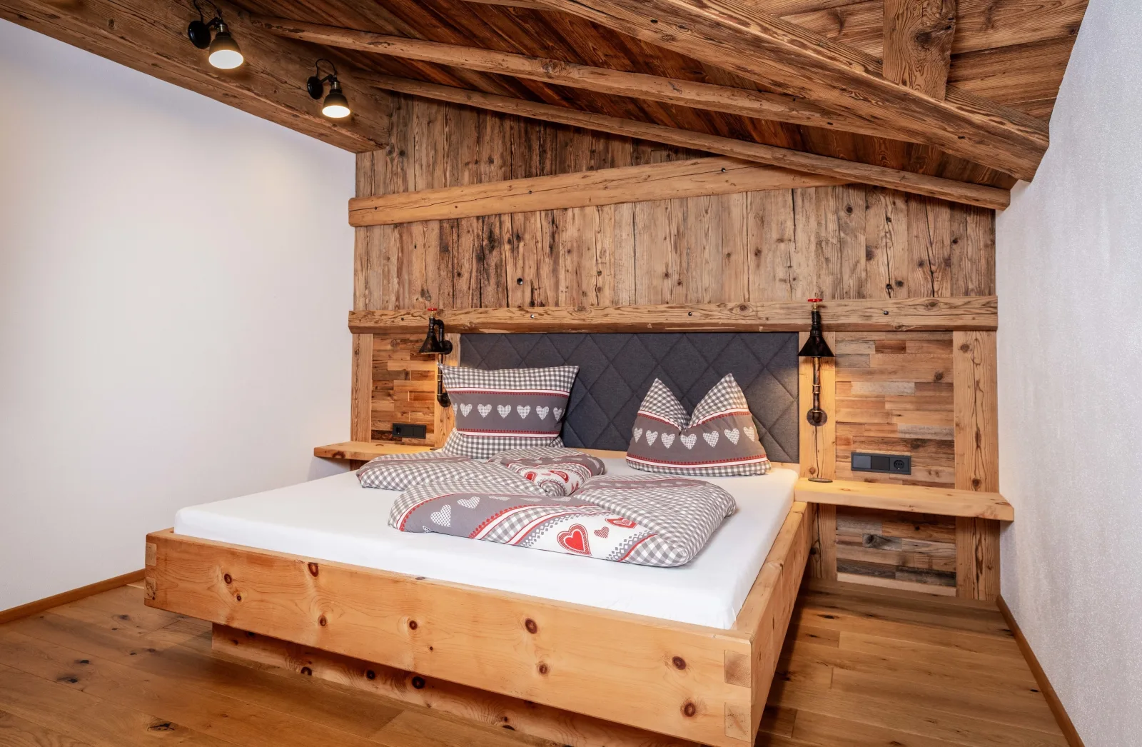 Alpen Chalet Wohnung "Rosa"