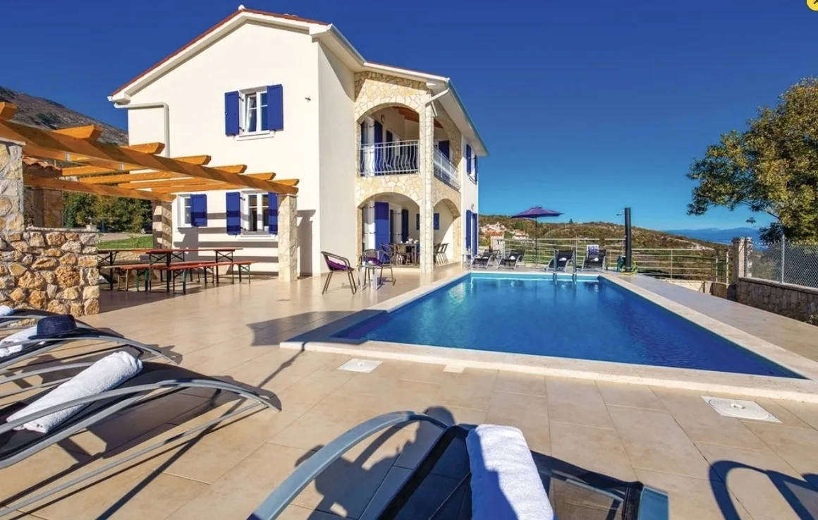 Gorgeous sea-view VillaSol with pool  & BBQ