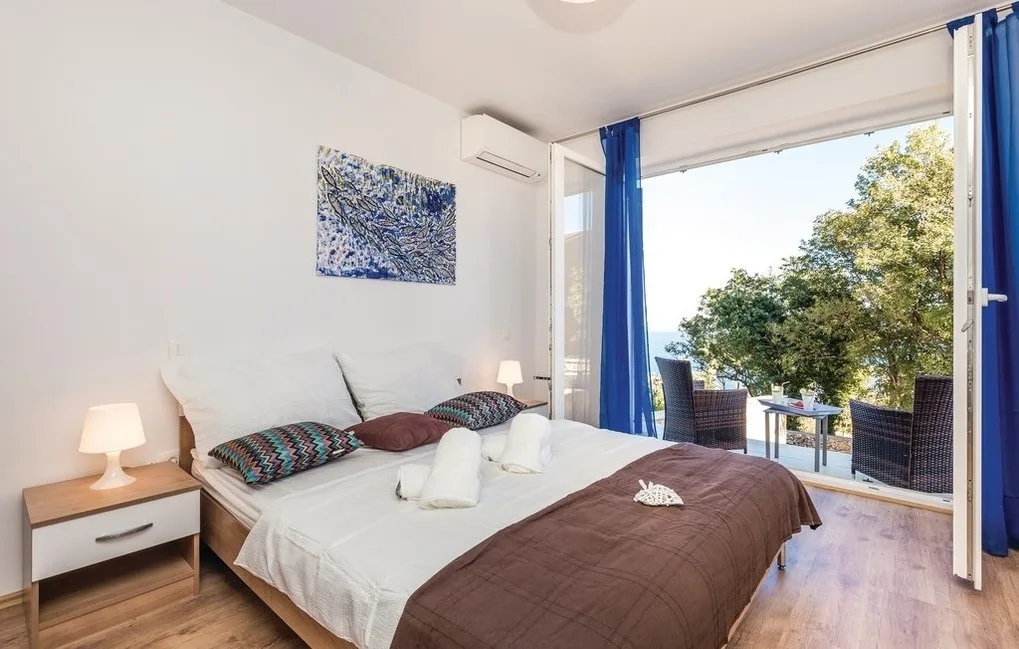 Gorgeous sea-view VillaSol with pool  & BBQ