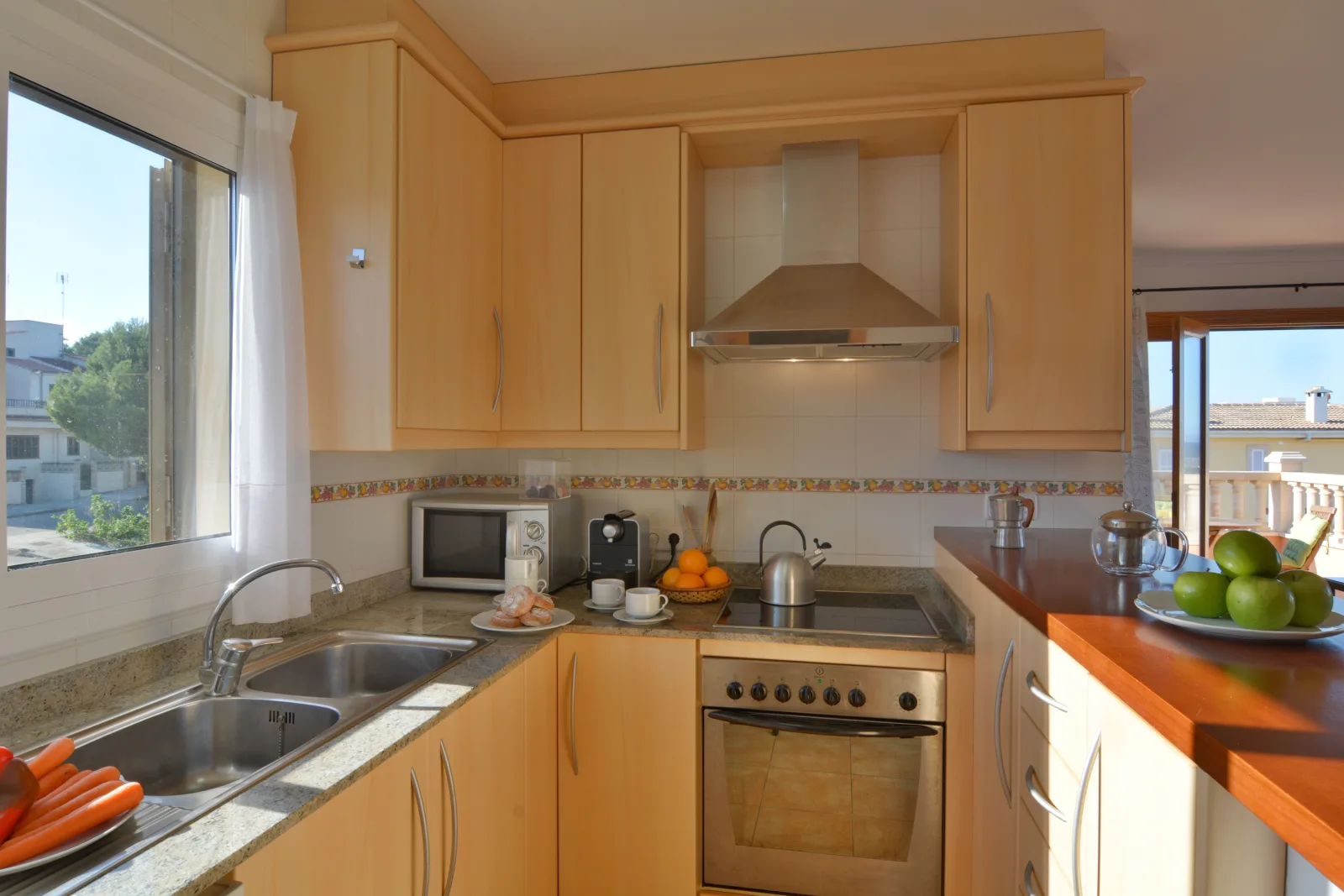 Seaside Family Apartment 200 mts from the Beach