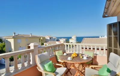 Seaside Family Apartment 200 mts from the Beach