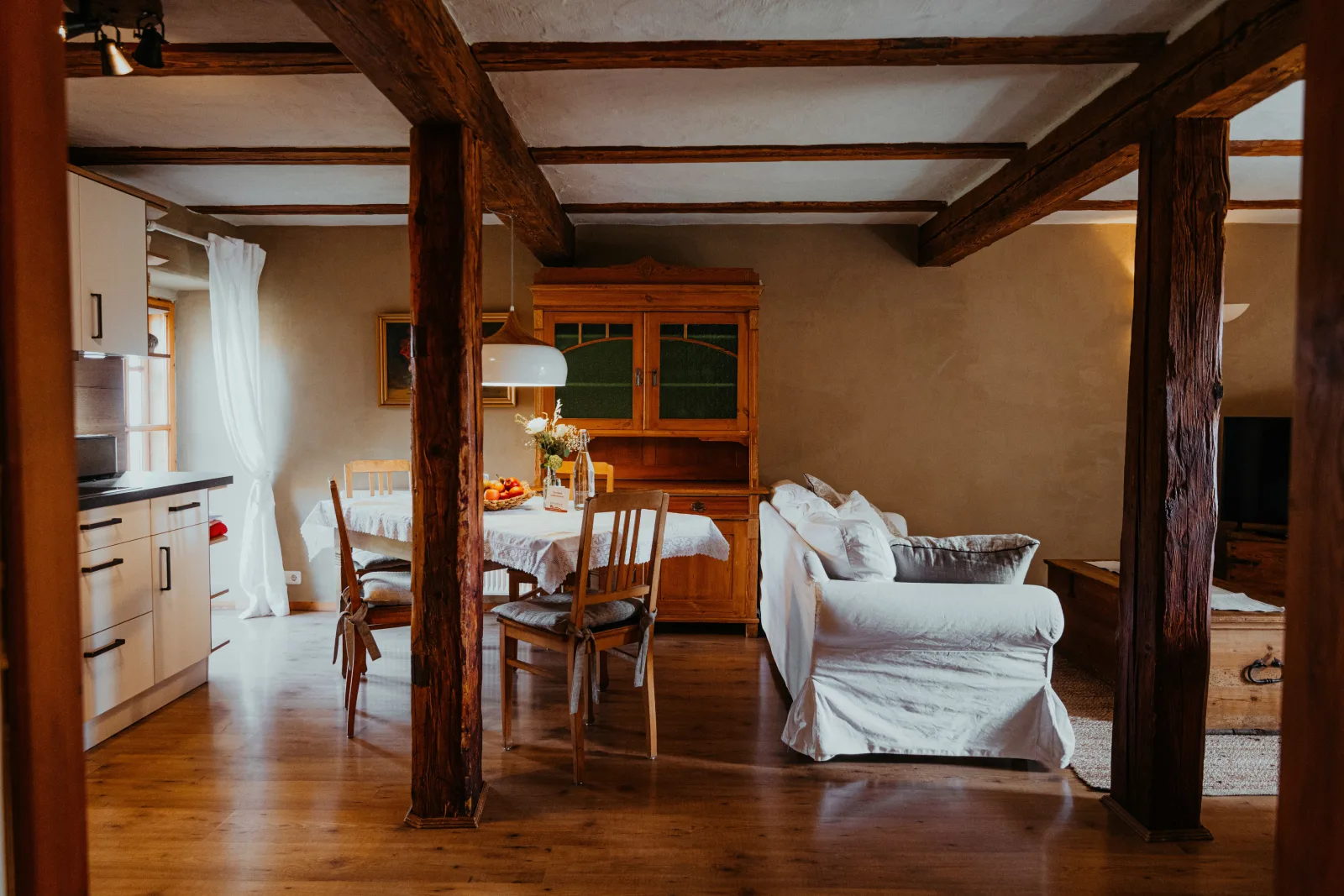 Urlaub im historischen Rittergut Positz aus dem 16. Jahrhundert - Außergewöhnliche Ferienwohnung für  4 - 6 Personen