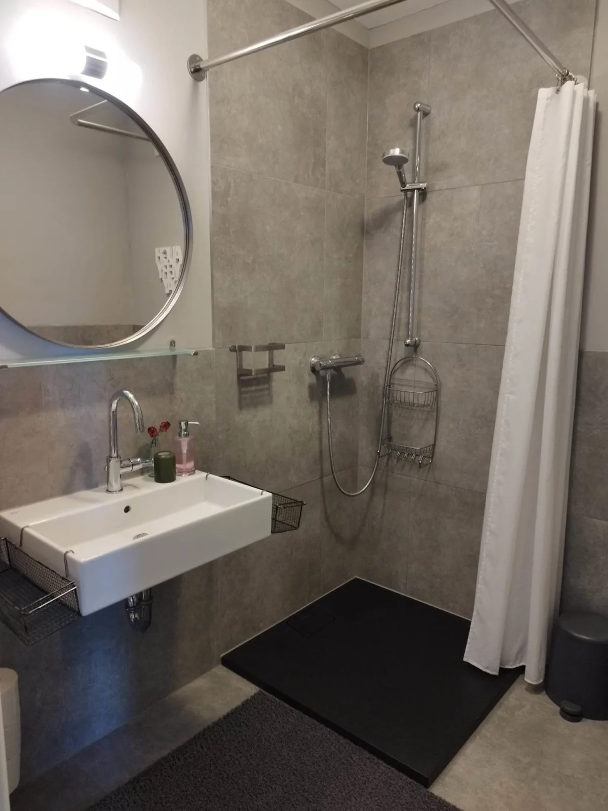 Stilvolles Modern Apartment mit Seeblick am Bodensee in Sipplingen - 150 Meter zum Bodensee