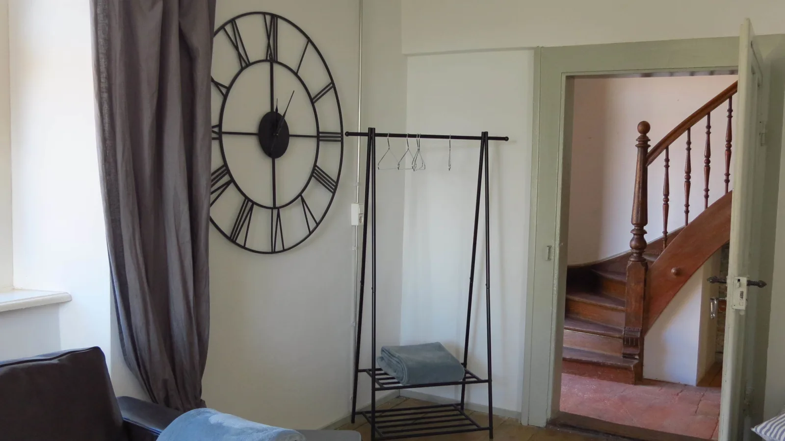 Besonderes Retro Apartment mit Seeblick am Bodensee in Sipplingen- 150 Meter zum Bodensee