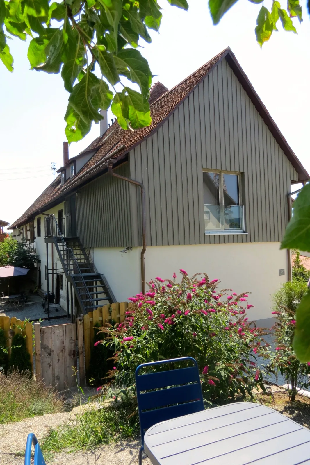 Besonderes Retro Apartment mit Seeblick am Bodensee in Sipplingen- 150 Meter zum Bodensee