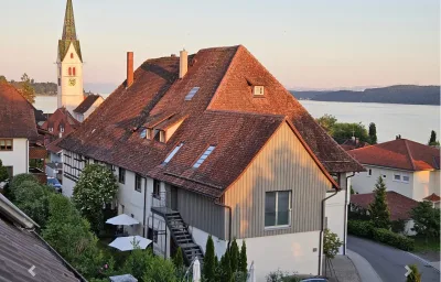 Besonderes Retro Apartment mit Seeblick am Bodensee in Sipplingen- 150 Meter zum Bodensee