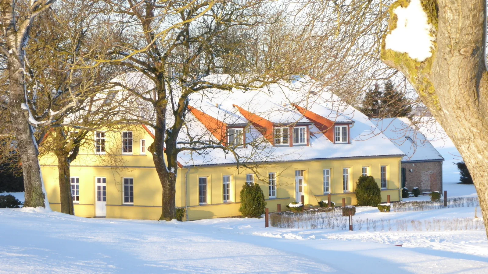 Gut Rattelvitz, Parterre B MITTE