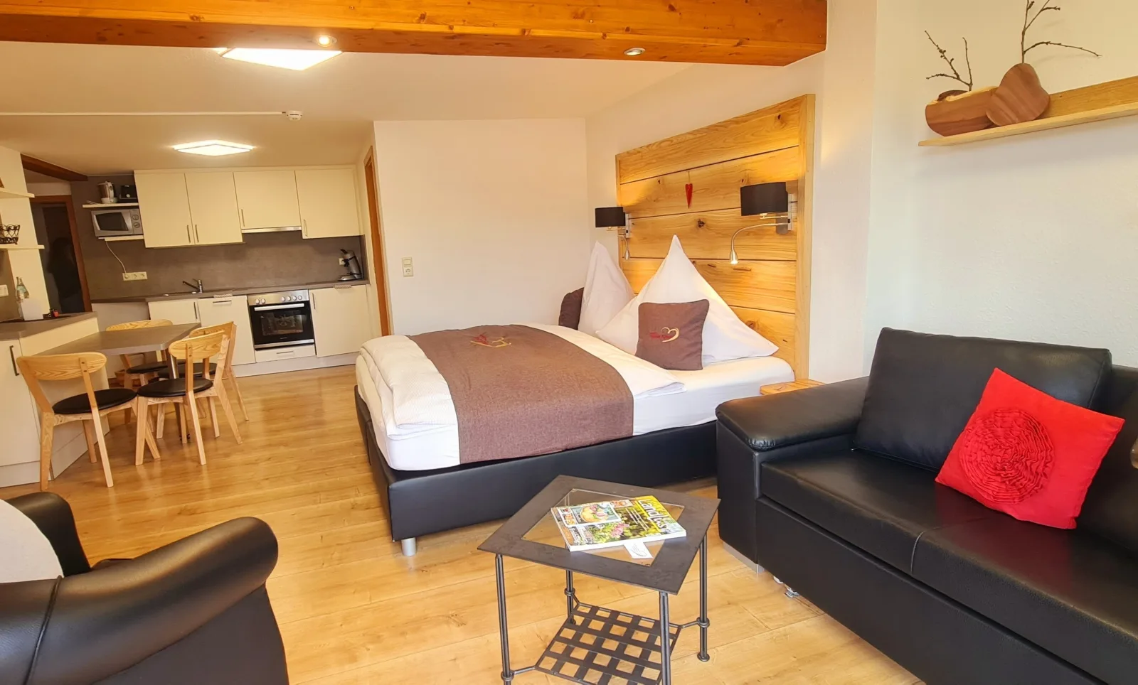 Gästehaus Holzer Kreuz - Ferienwohnung "Narzisse"