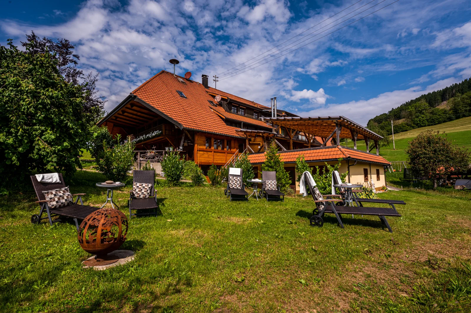 Gästehaus Holzer Kreuz - Ferienwohnung "Narzisse"