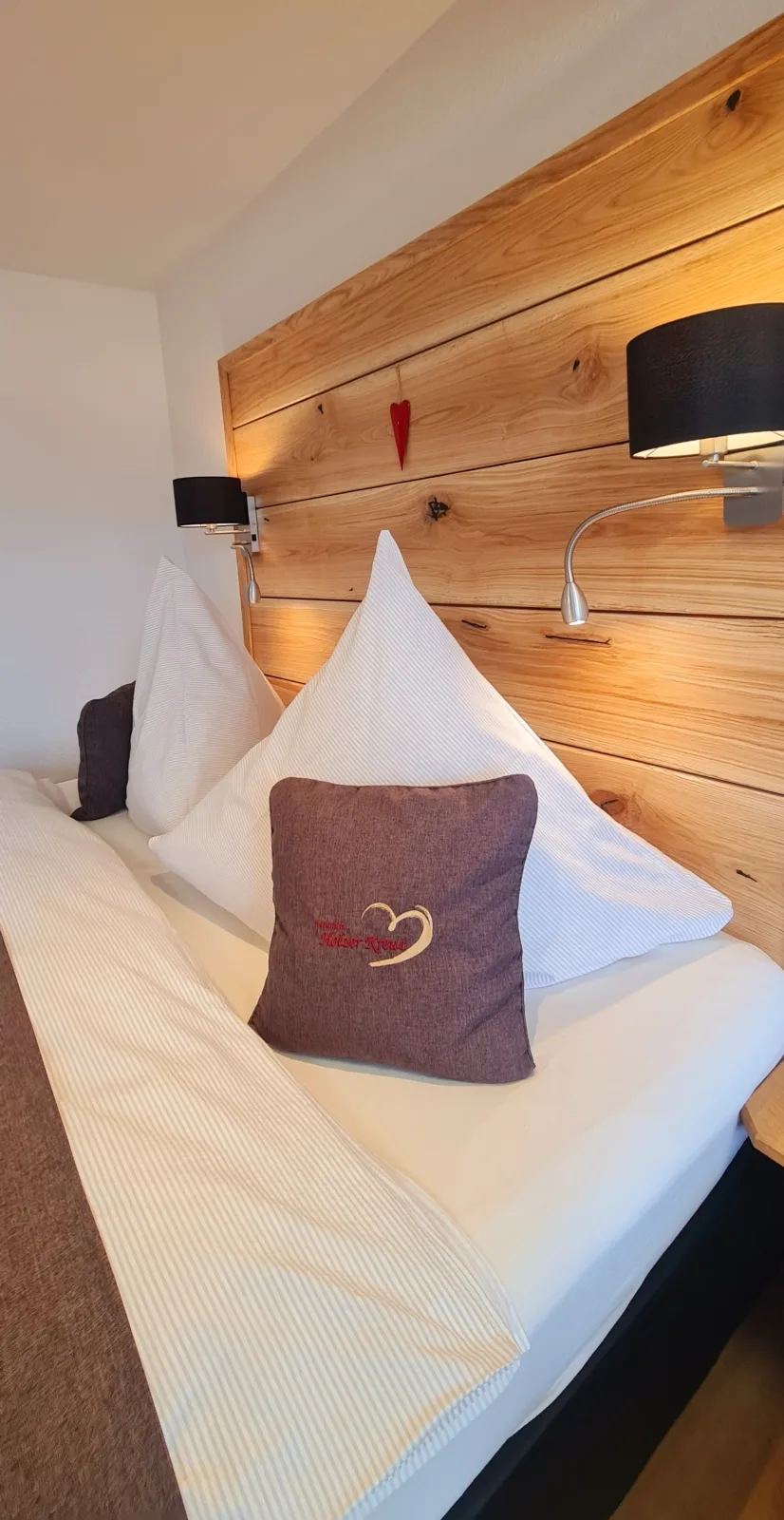 Gästehaus Holzer Kreuz - Ferienwohnung "Narzisse"