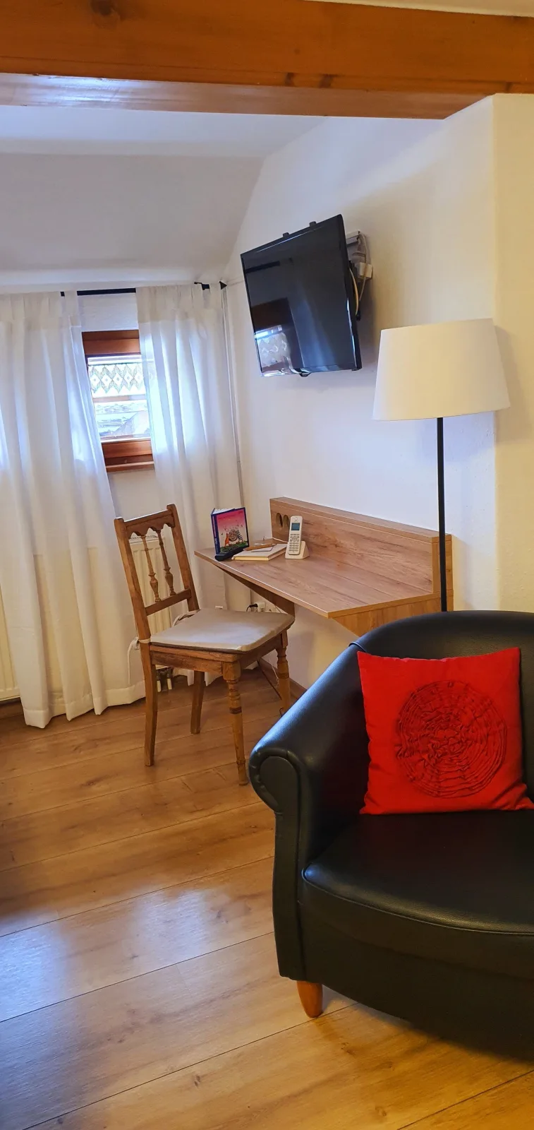 Gästehaus Holzer Kreuz - Ferienwohnung "Narzisse"