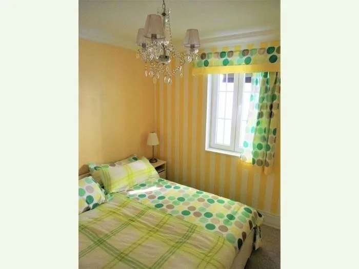 Ferienhaus mit Pool - F7642
