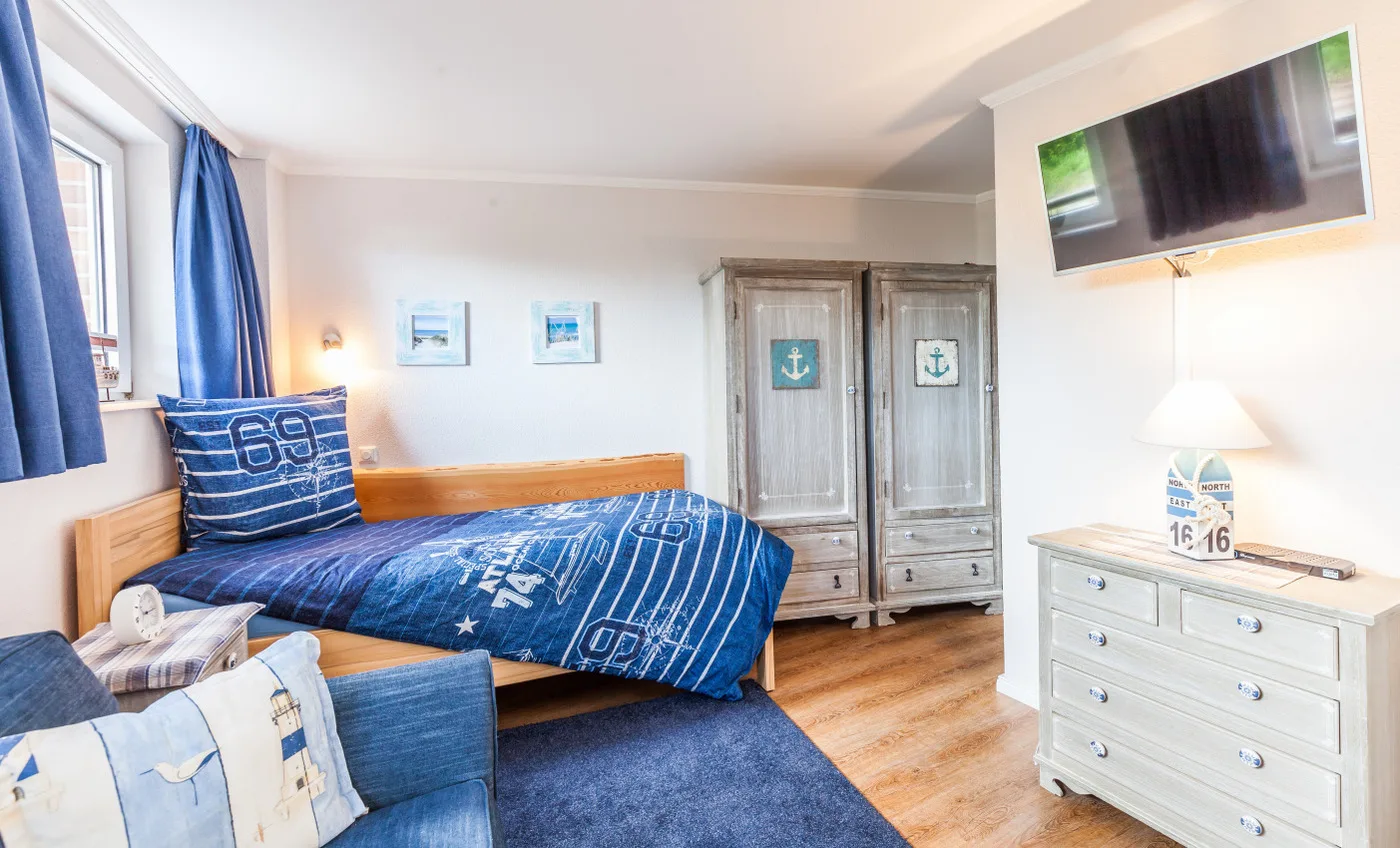 4 Sterne-Terrassen-Fewo "Heimathaven" direkt am Ostseestrand inkl. Schwimmbad