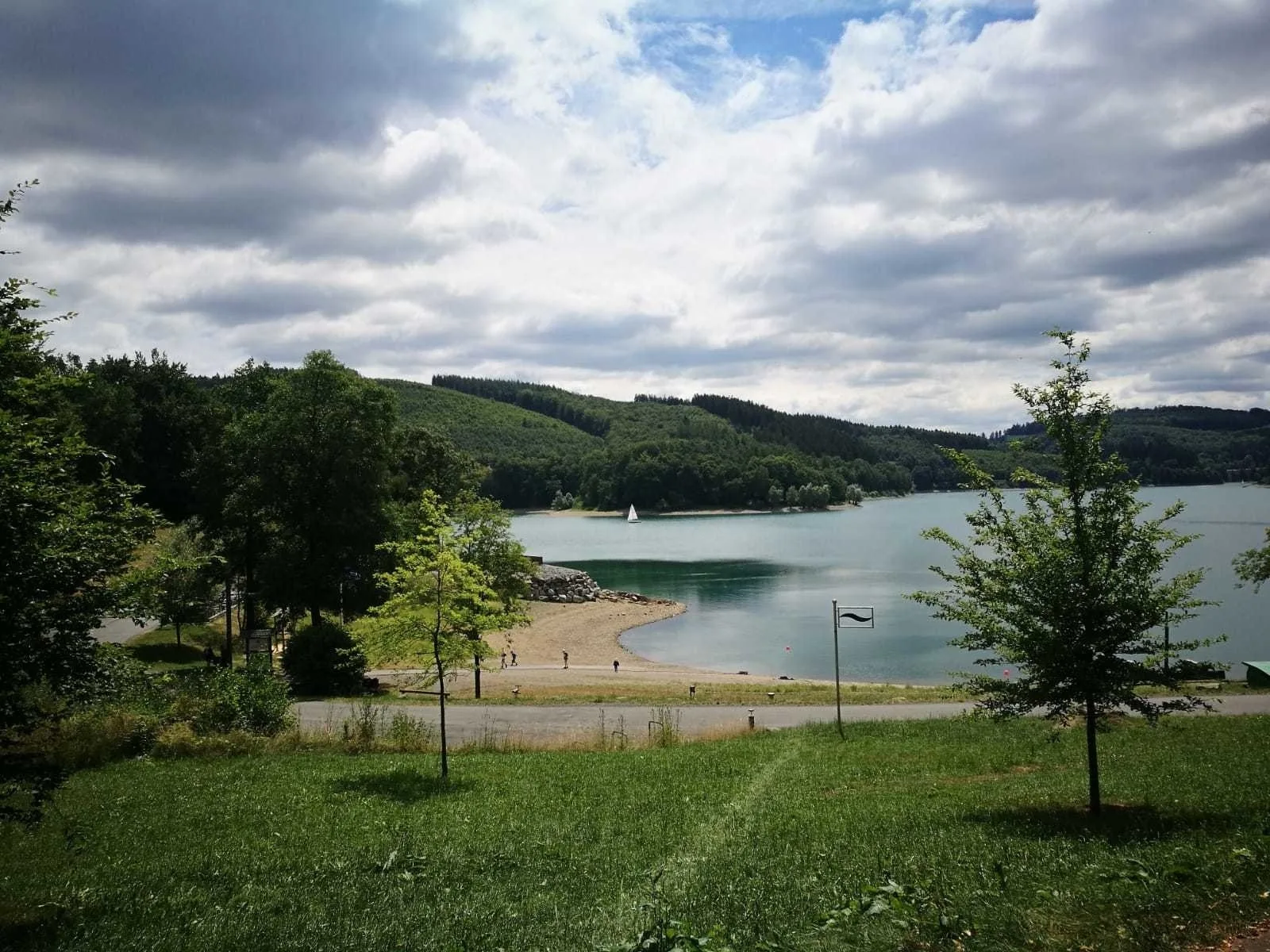 Berg- und Seeblick