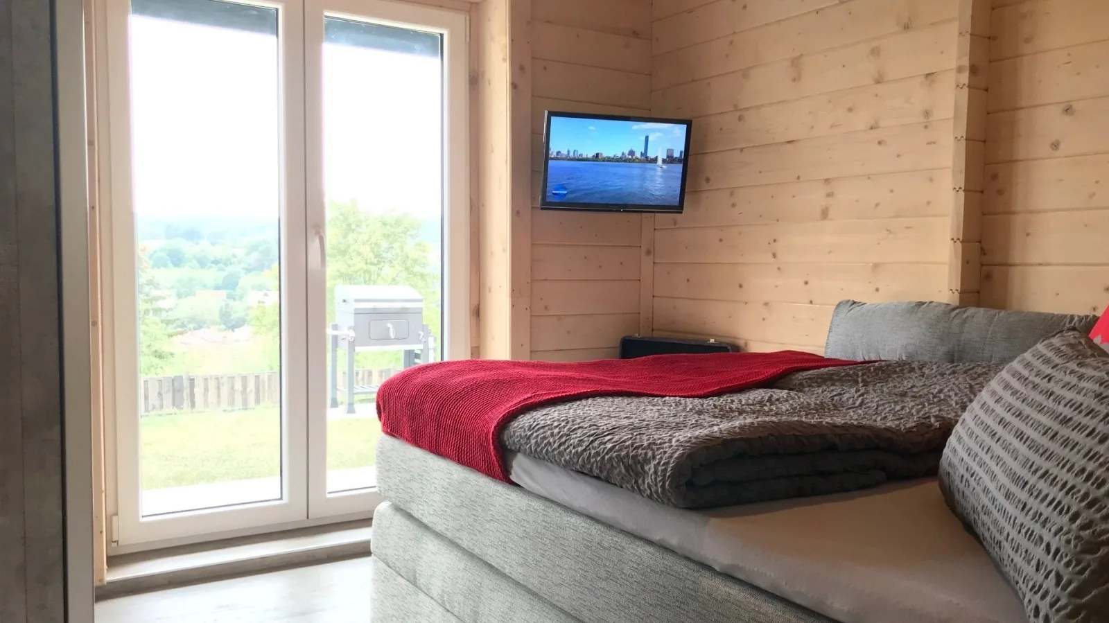 Wellnorama 2 - WellnessFerienhaus mit Pool, Sauna und eigenem Whirlpool mitten in Deutschland