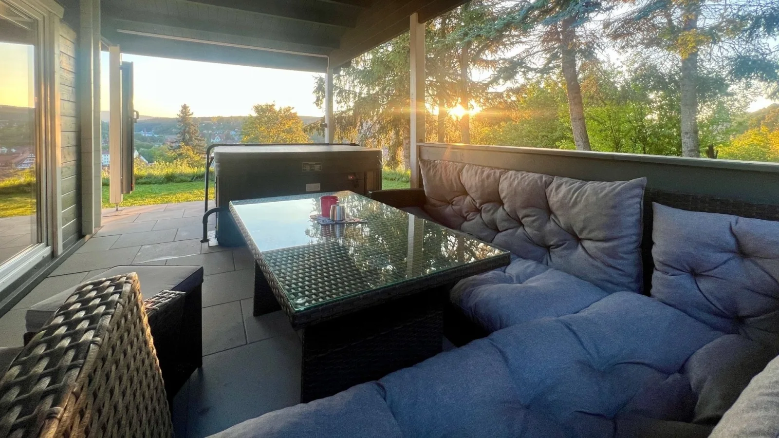 Wellnorama 2 - WellnessFerienhaus mit Pool, Sauna und eigenem Whirlpool mitten in Deutschland